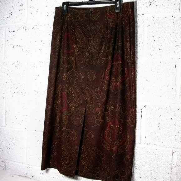 Jaclyn Smith Size 16 Dark Moody Paisley Long Skirt - Picture 7 of 8